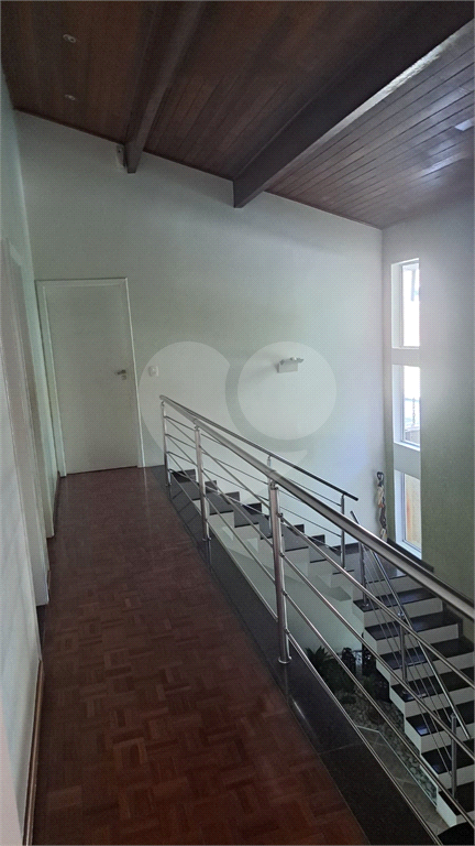 Cada de condominio  4 dorm 