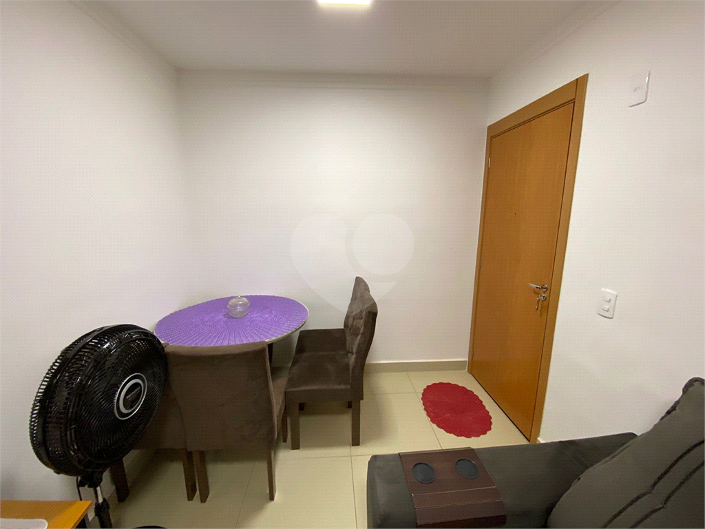 Apartamento à venda com 2 quartos, 45m² - Foto 3