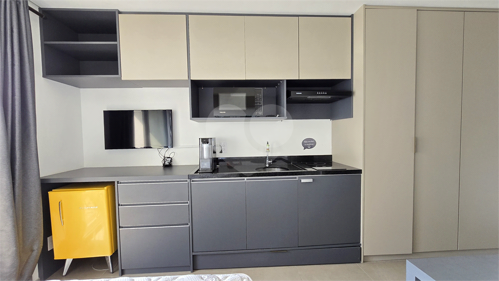 Apartamento Studio para venda com 1 dormitório na CONSOLAÇÃO.