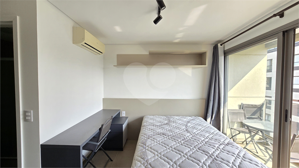 Apartamento Studio para venda com 1 dormitório na CONSOLAÇÃO.