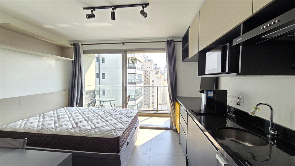 Apartamento Studio para venda com 1 dormitório na CONSOLAÇÃO.