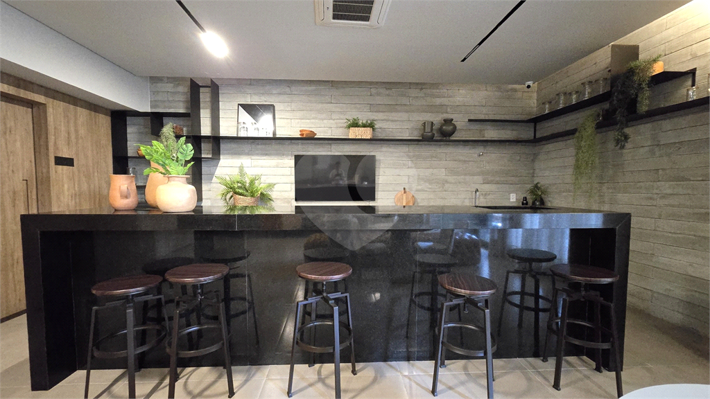 Apartamento Studio para venda com 1 dormitório na CONSOLAÇÃO.