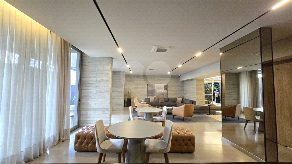 Apartamento Studio para venda com 1 dormitório na CONSOLAÇÃO.