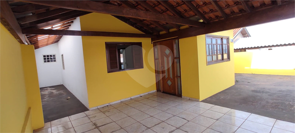 Casa à venda com 3 quartos, 117m² - Foto 2