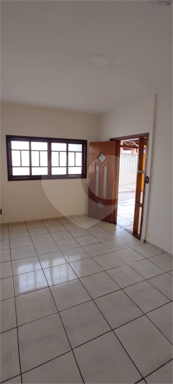 Casa à venda com 3 quartos, 117m² - Foto 4