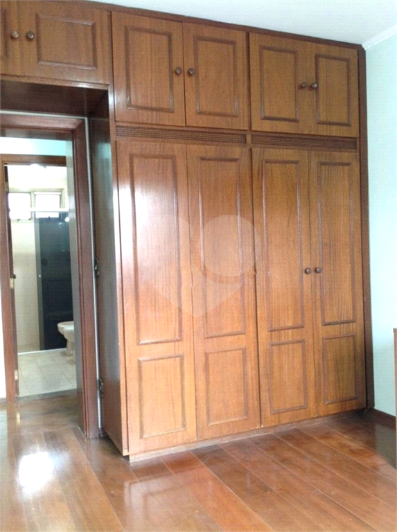 Apartamento à venda com 3 quartos, 120m² - Foto 11