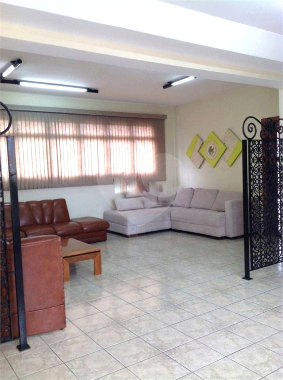 Apartamento à venda com 3 quartos, 120m² - Foto 17