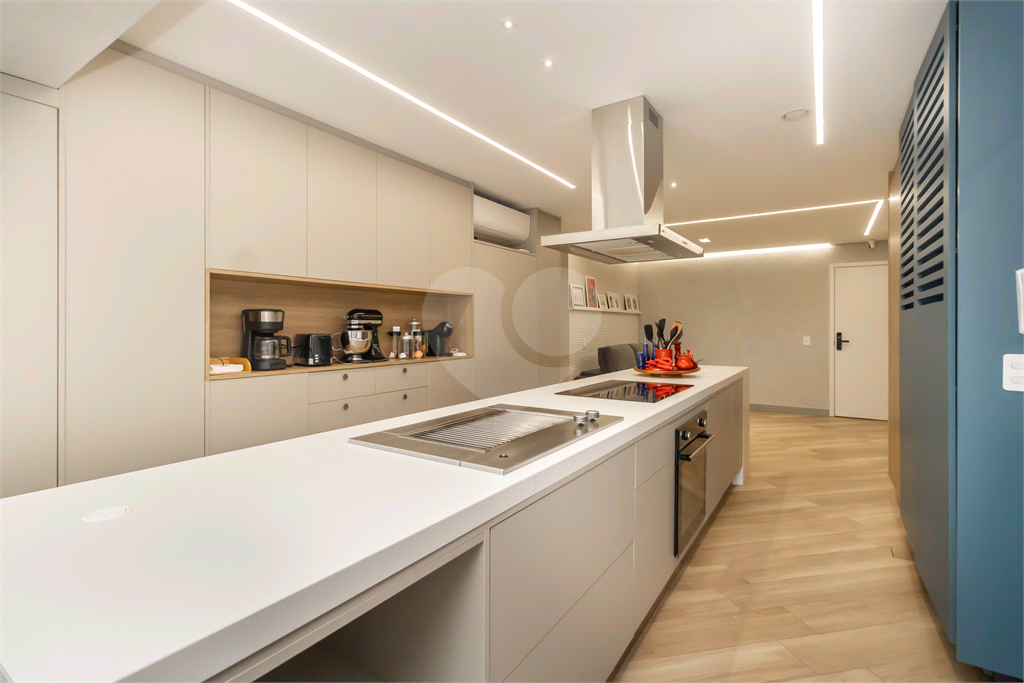 Apartamento - Saúde - 2 Dormitórios - 1 Suílte - 2 Banheiros - 1 Vaga - Venda