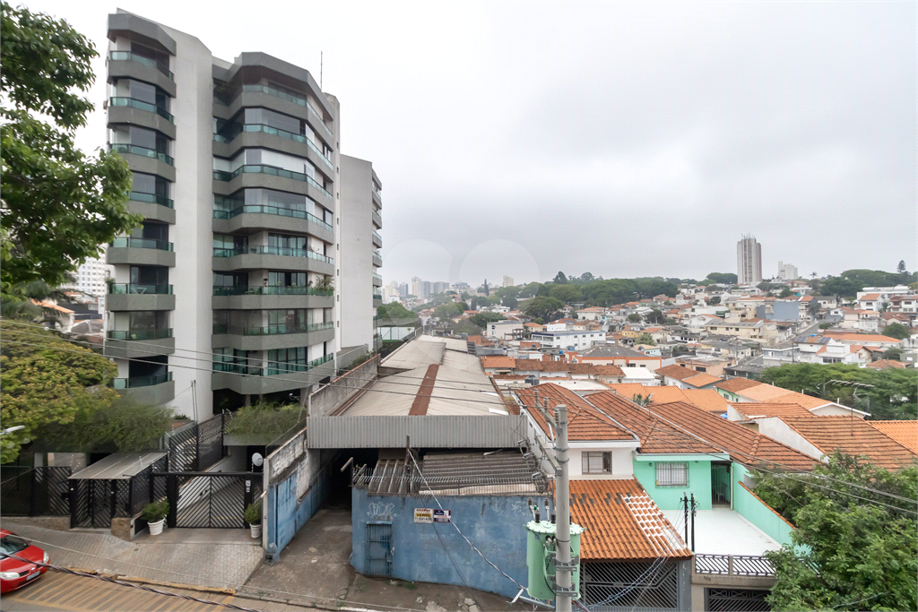 Apartamento - Saúde - 2 Dormitórios - 1 Suílte - 2 Banheiros - 1 Vaga - Venda