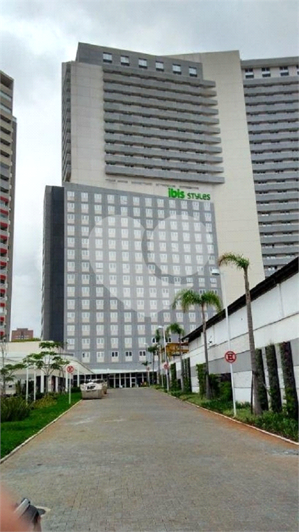 Sala comercial na Barra Funda. com vaga de garagem