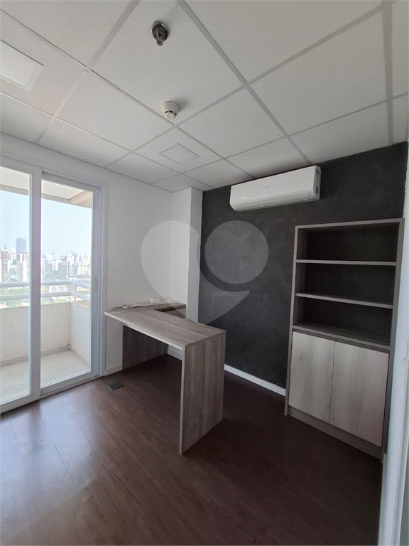 Sala comercial na Barra Funda. com vaga de garagem