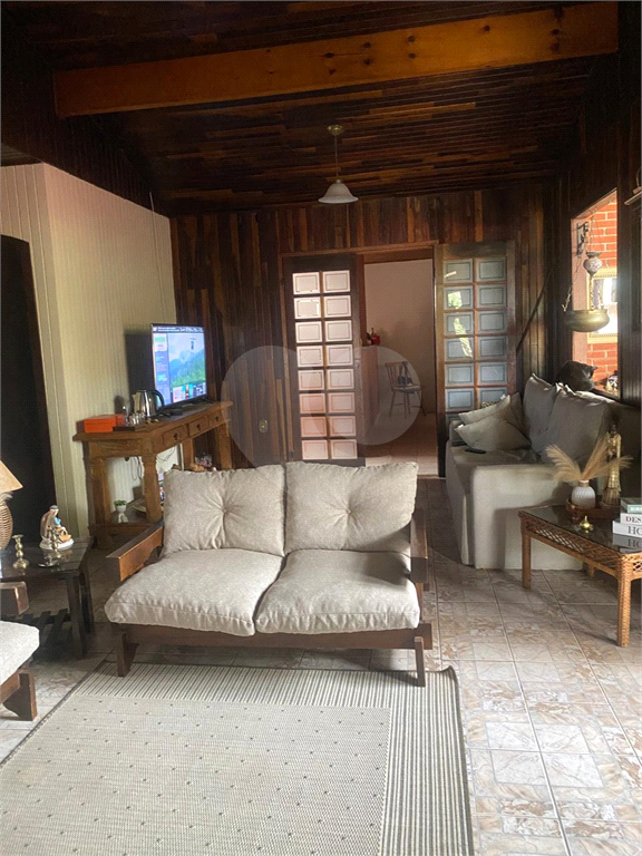 Chácara à venda com 3 quartos, 292m² - Foto 16