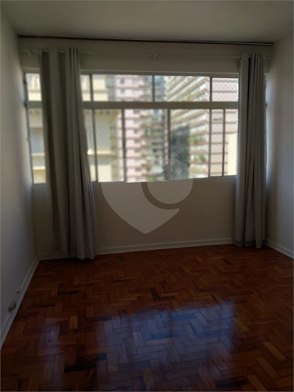 HIGIENÓPOLIS - APTO DE 2 DORMS REFORMADO