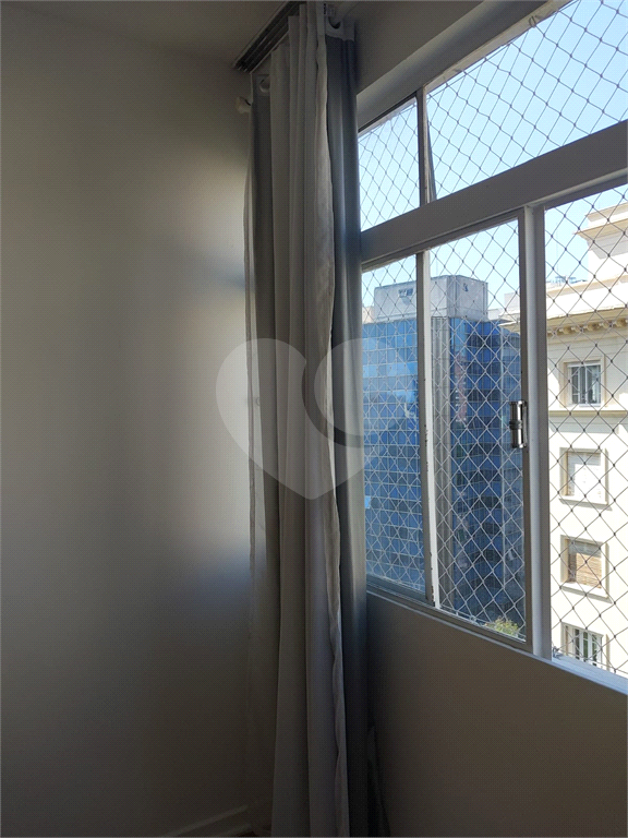 HIGIENÓPOLIS - APTO DE 2 DORMS REFORMADO