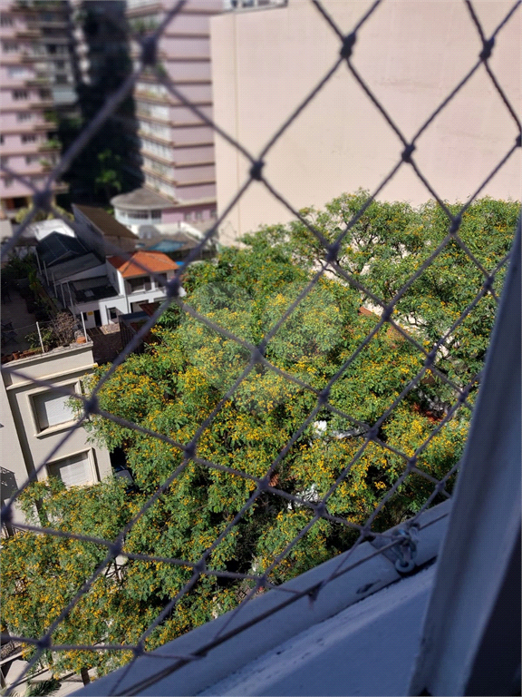 HIGIENÓPOLIS - APTO DE 2 DORMS REFORMADO