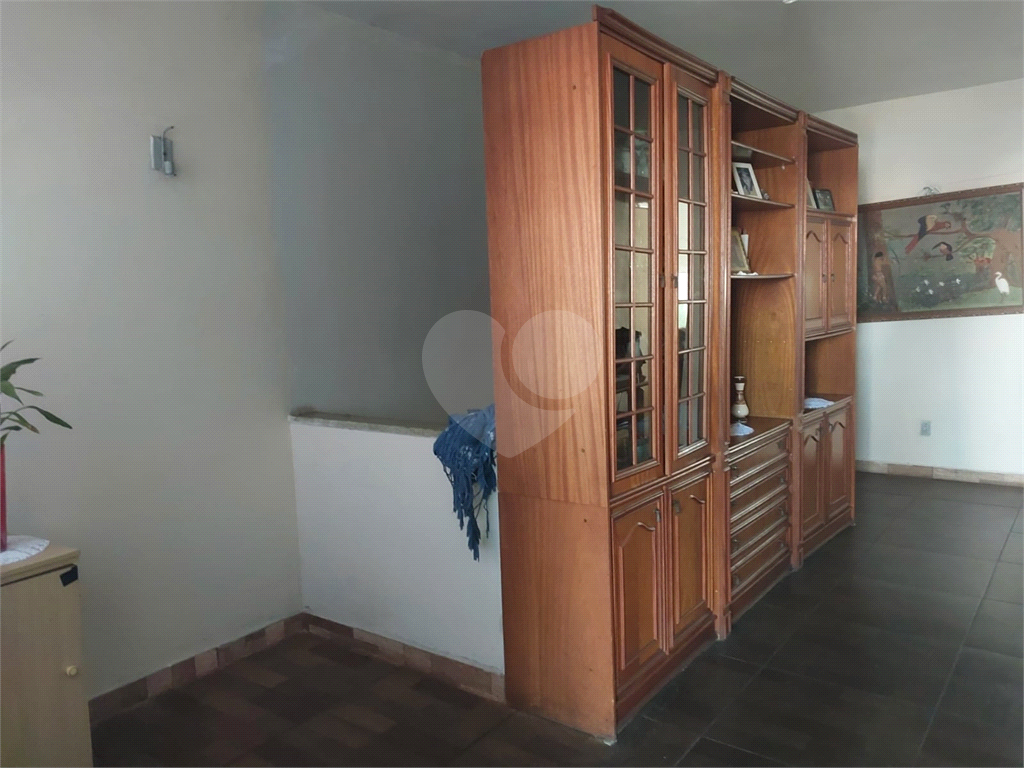Sobrado à venda com 3 quartos, 250m² - Foto 4