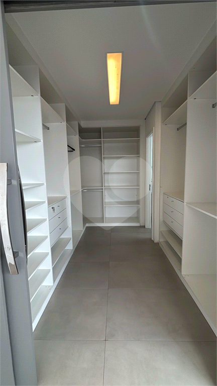 COBERTURA DUPLEX JARDINS RICAMENTE MOBILIADA - 2 VAGAS 