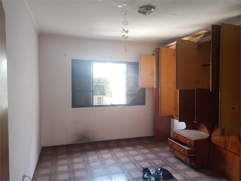 Sobrado 2 Dormitórios, Sala, Cozinha, 2 Banheiros, Lavanderia, 1 Vaga. Tucuruvi.