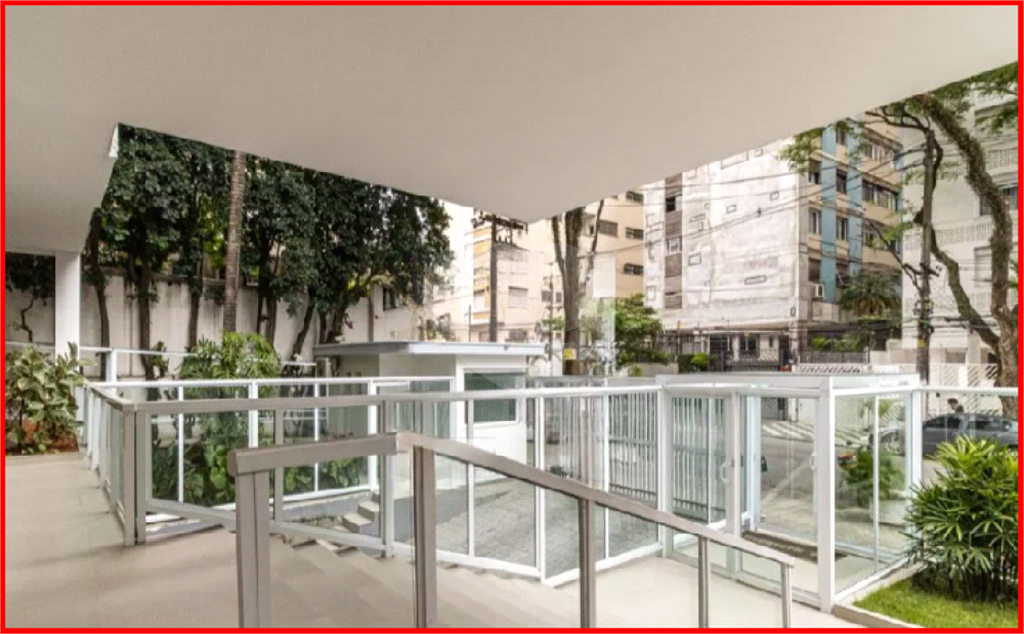 VENDA APTO SANTA CECILIA , ,3 dormitórios com armários embutidos ,1 vaga .Agende uma visit
