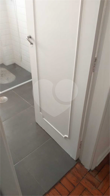 Apartamento à venda com 3 quartos, 181m² - Foto 4