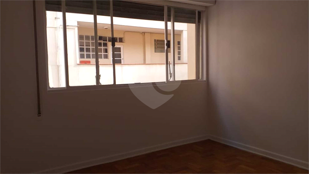 Apartamento à venda com 3 quartos, 181m² - Foto 11