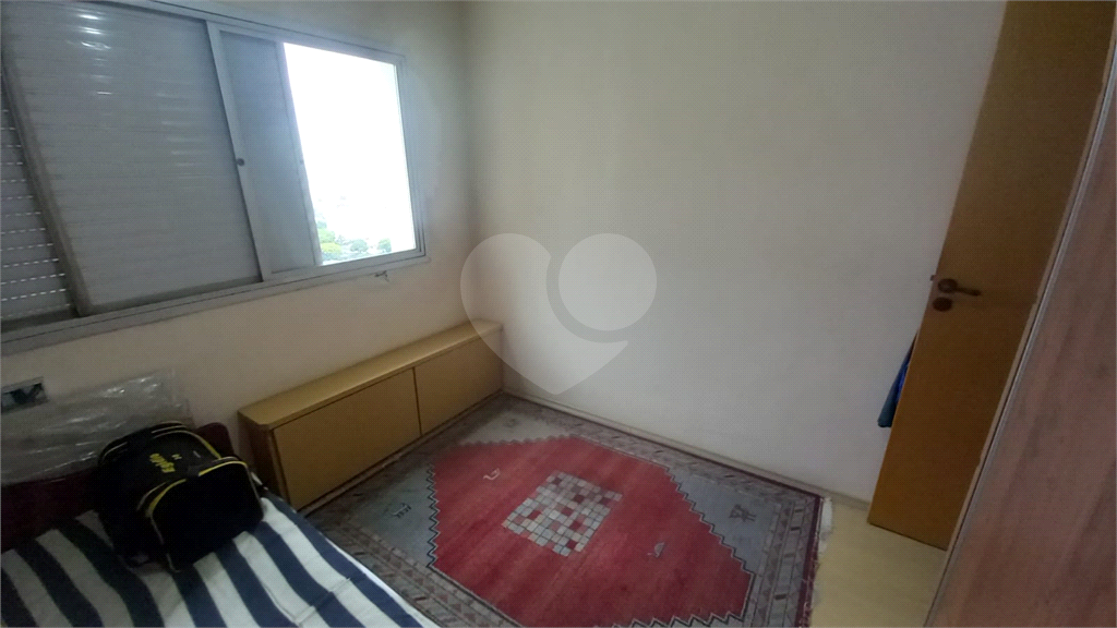 Apartamento com dois quartos, escritório, banheiro, cozinha, área de serviço, 1 vaga em Santana!