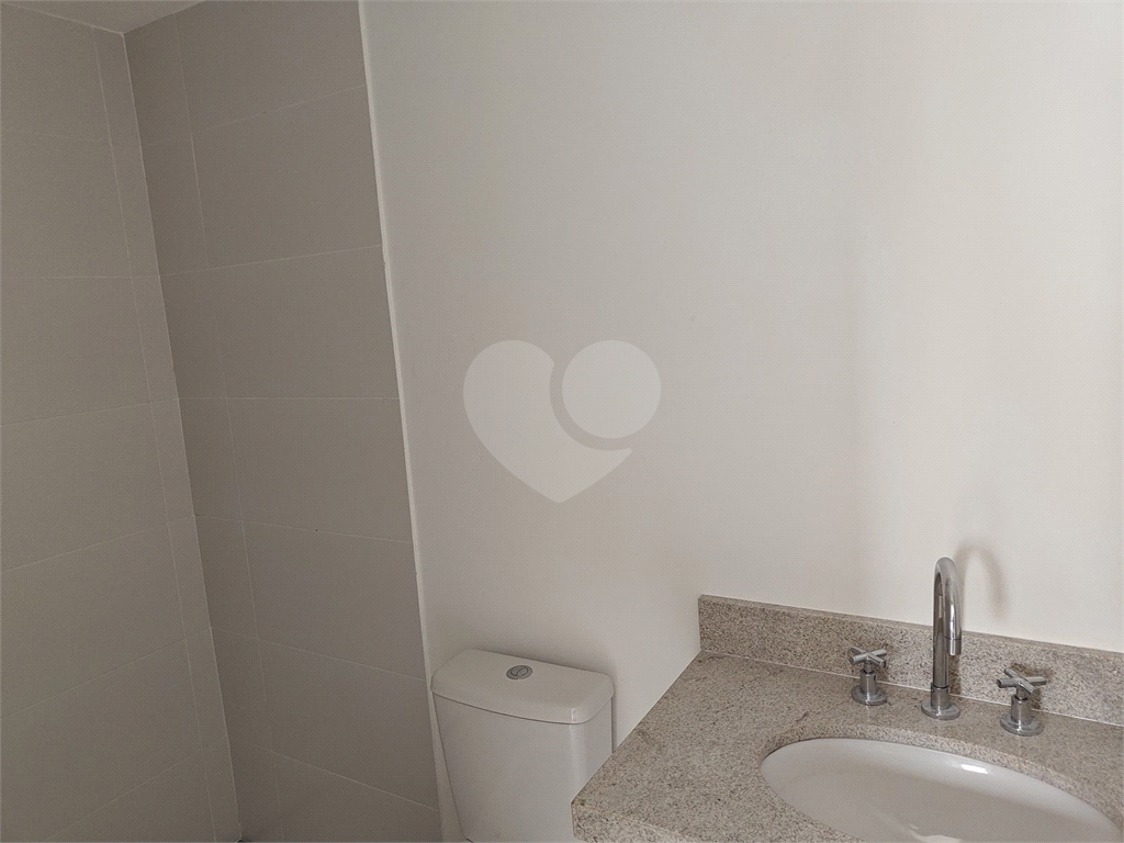 APARTAMENTO em TATUAPÉ