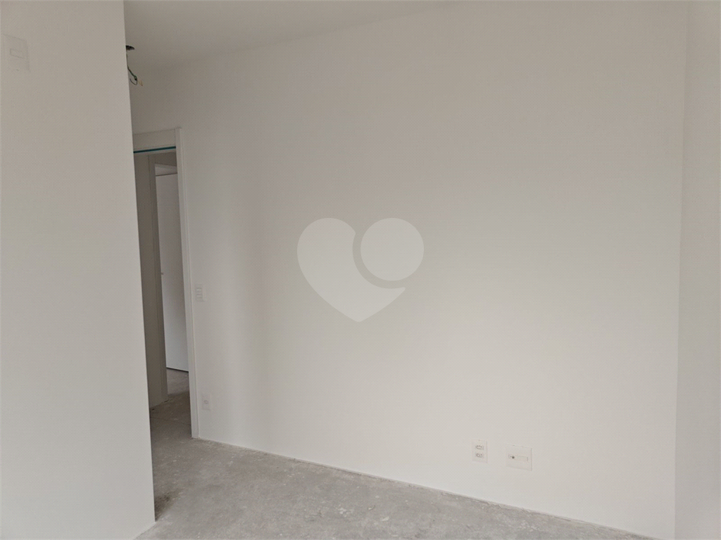 APARTAMENTO em TATUAPÉ