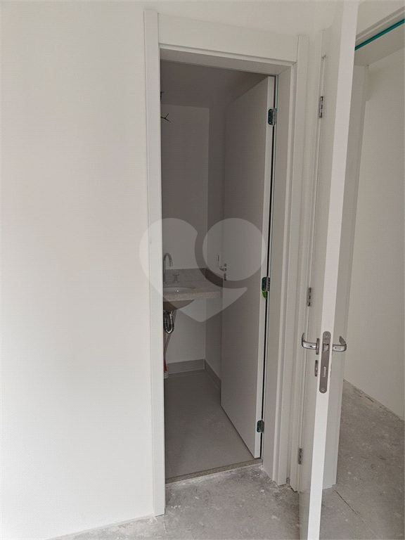 APARTAMENTO em TATUAPÉ