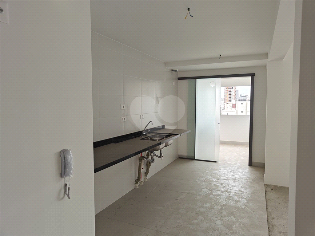 APARTAMENTO em TATUAPÉ
