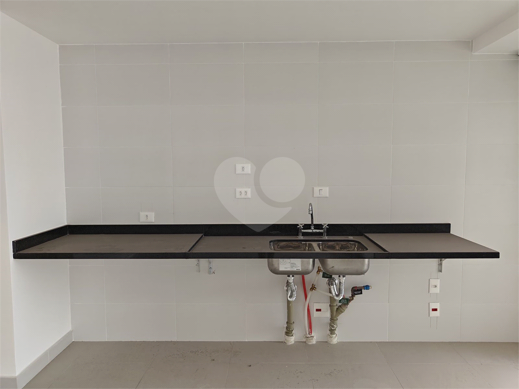 APARTAMENTO em TATUAPÉ