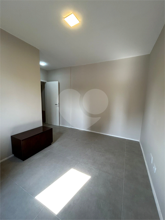 Condomínio Doll Residence, Alto de Santana.