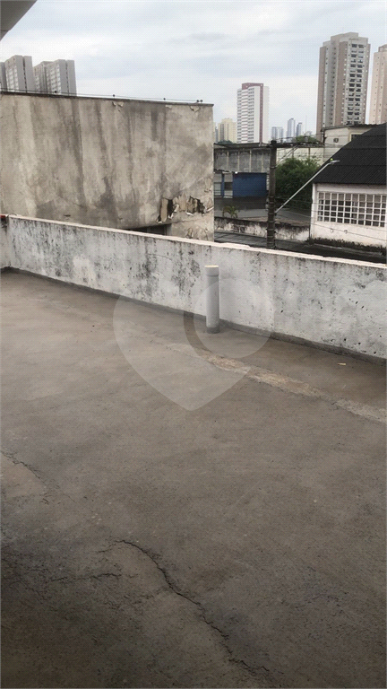 Galpão no bairro do Limão