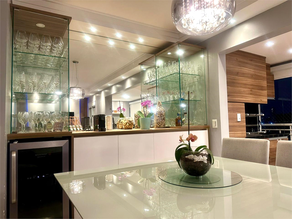 Lindo apartamento condomínio  VITALLY