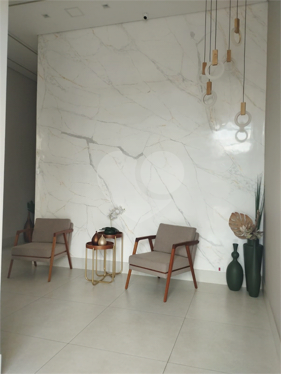 Lindo apartamento condomínio  VITALLY