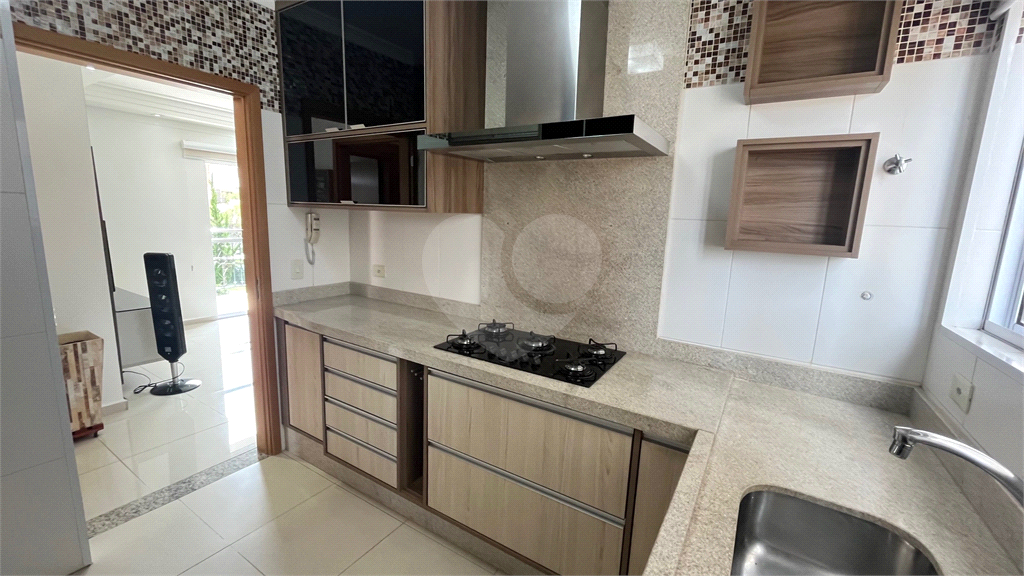 Apartamento à venda e aluguel com 2 quartos, 70m² - Foto 15