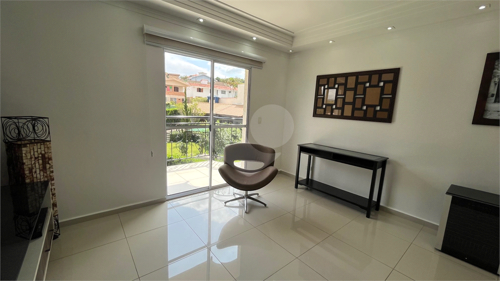 Apartamento à venda e aluguel com 2 quartos, 70m² - Foto 2