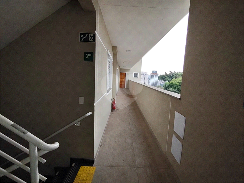 Apartamento à venda com 2 quartos, 37m² - Foto 9