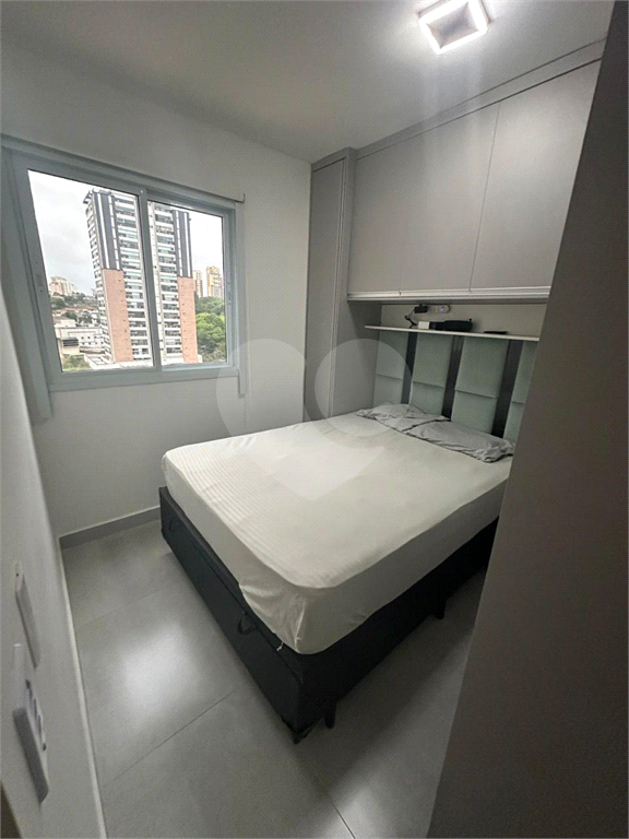 APARTAMENTO em SANTANA