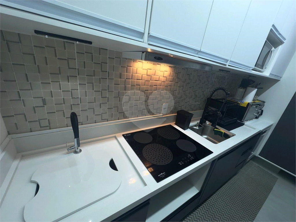 APARTAMENTO em SANTANA