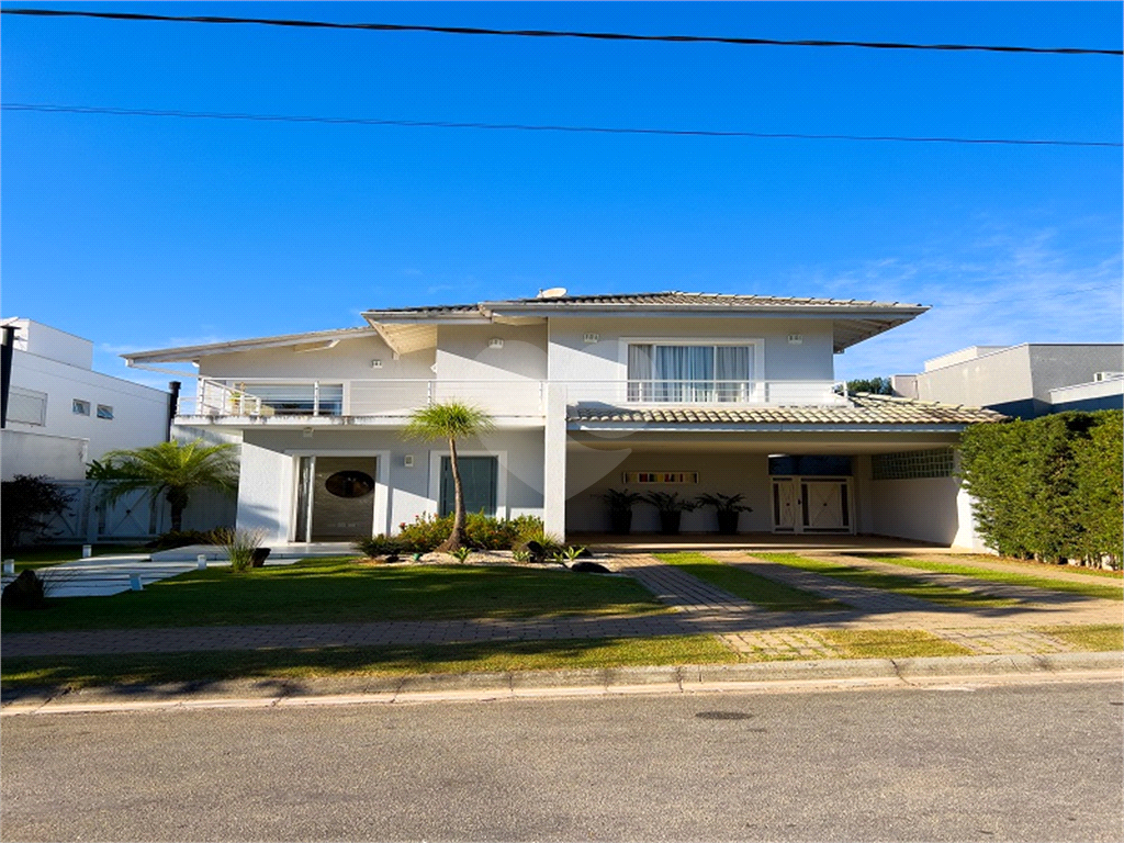 Casa de Condomínio à venda e aluguel com 3 quartos, 335m² - Foto 2