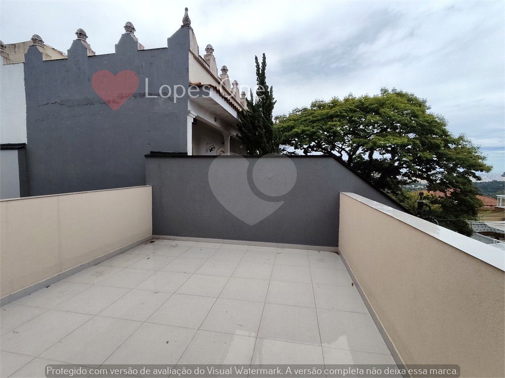 Casa em condominio fechado á 15 minutos do metrô, região com clima de Serra