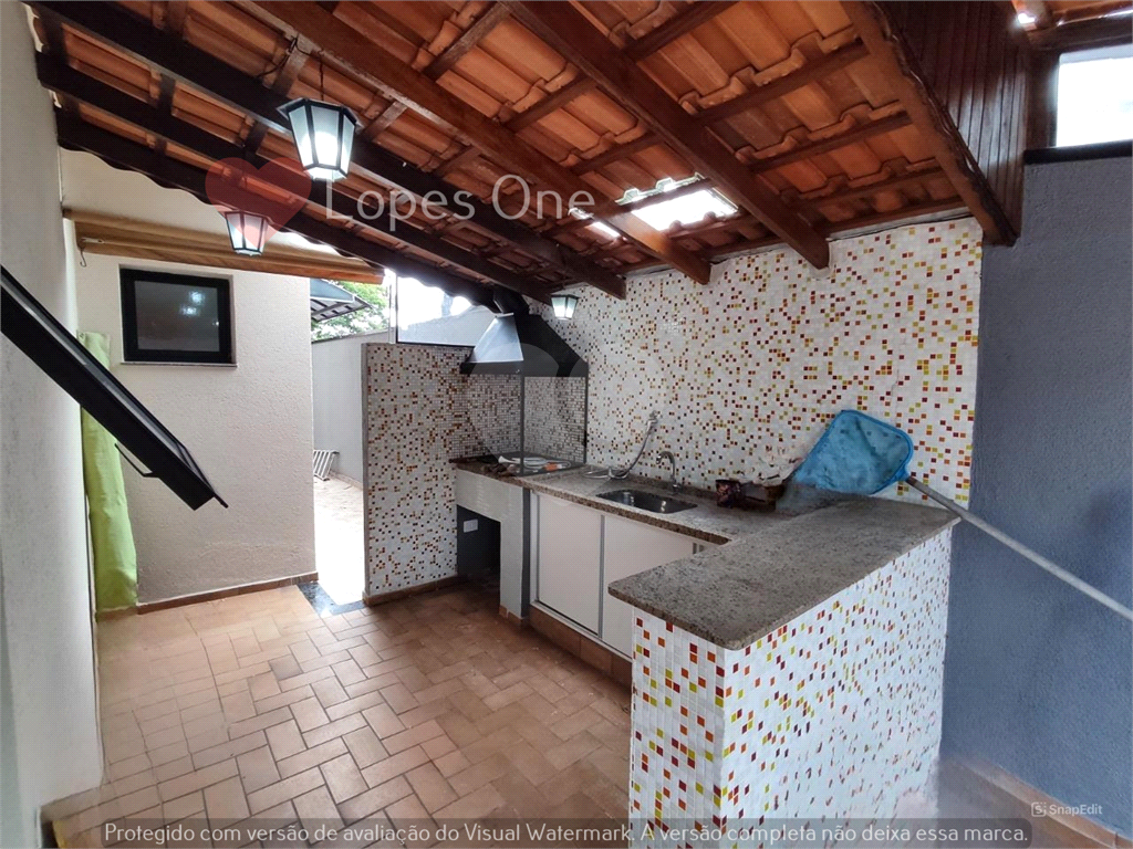 Casa em condominio fechado á 15 minutos do metrô, região com clima de Serra
