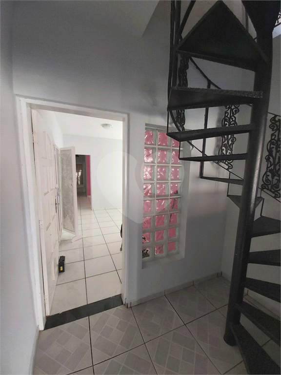 Casa à venda com 4 quartos, 125m² - Foto 8