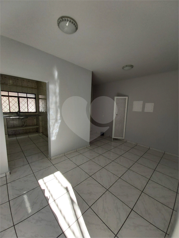Casa à venda com 4 quartos, 125m² - Foto 14