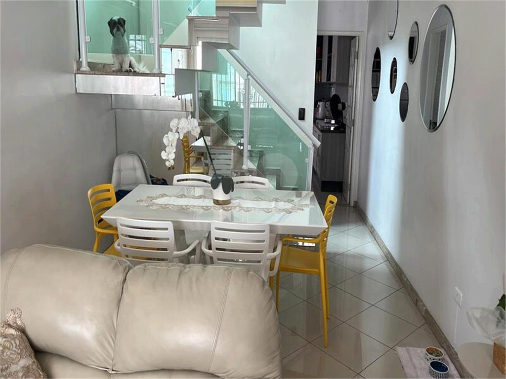 Sobrado à venda com 3 quartos, 125m² - Foto 1