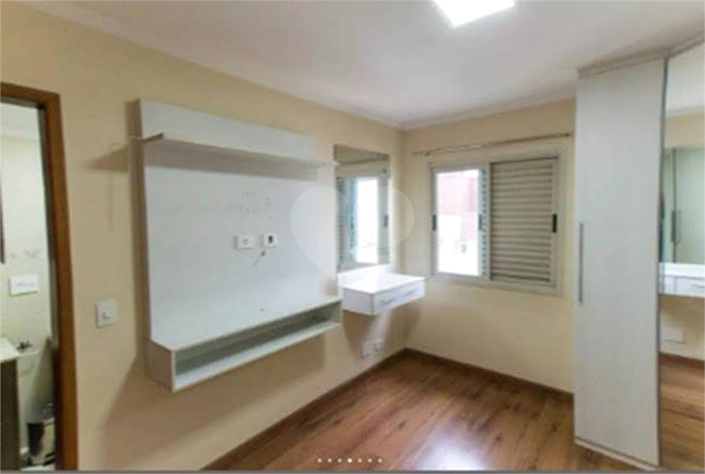 Apartamento 2 Dormitórios, Suíte, Vaga. Vila Medeiros. Aceita pet.