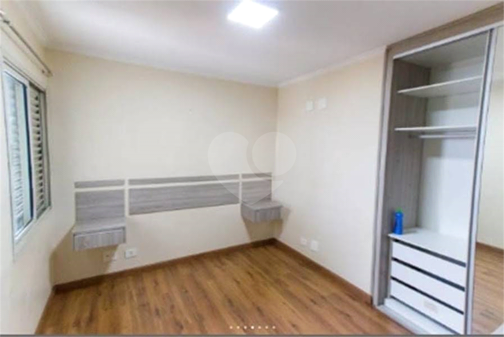 Apartamento 2 Dormitórios, Suíte, Vaga. Vila Medeiros. Aceita pet.