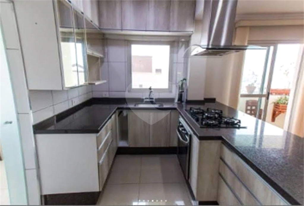 Apartamento 2 Dormitórios, Suíte, Vaga. Vila Medeiros. Aceita pet.