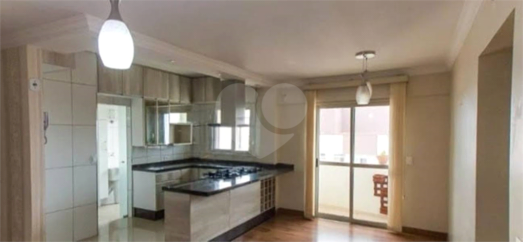 Apartamento 2 Dormitórios, Suíte, Vaga. Vila Medeiros. Aceita pet.
